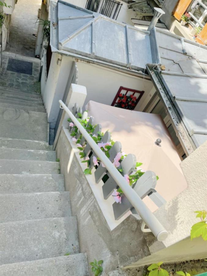 Appartement Sympathy For 2 Near The Sacre Coeur Parijs